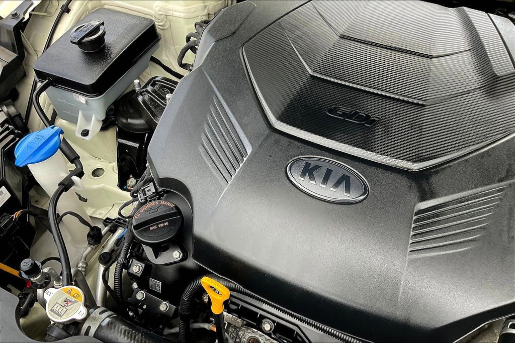 Used 2020 Kia Cadenza Technology 4D Sedan