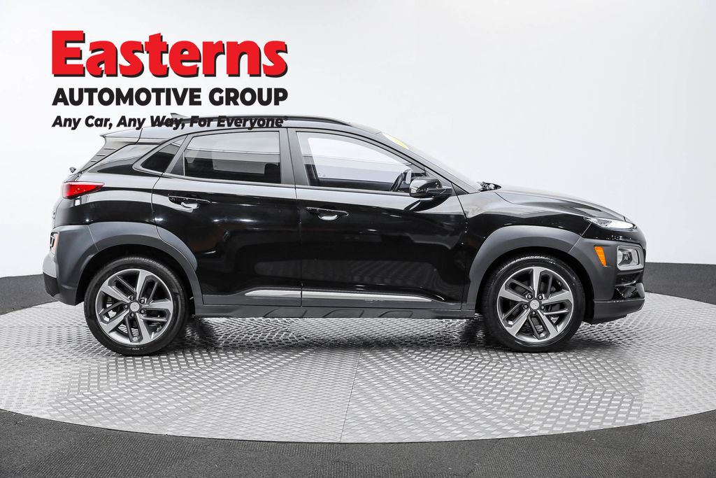 Used 2020 Black Hyundai Limited image 4