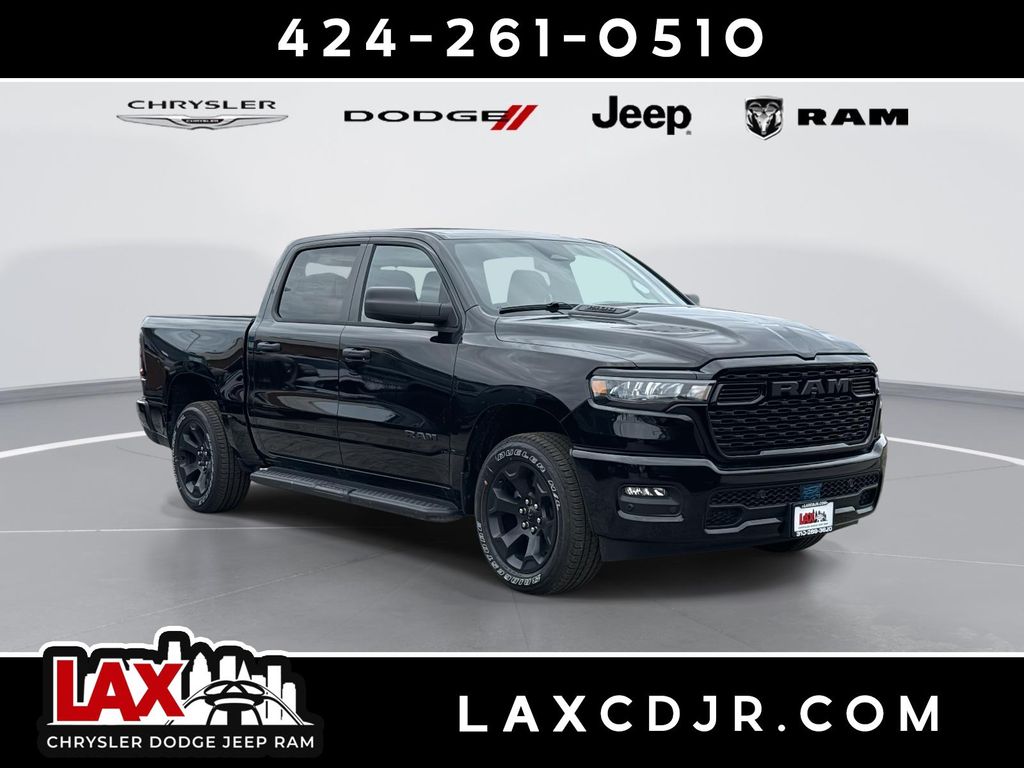 2026 RAM 1500 Express Crew Cab 4WD