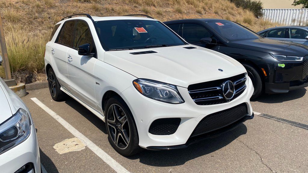 Thumbnail: 2018 Mercedes-Benz GLE - 3