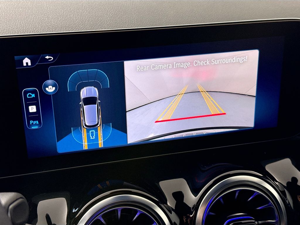 Thumbnail: 2025 Mercedes-Benz GLA - 15