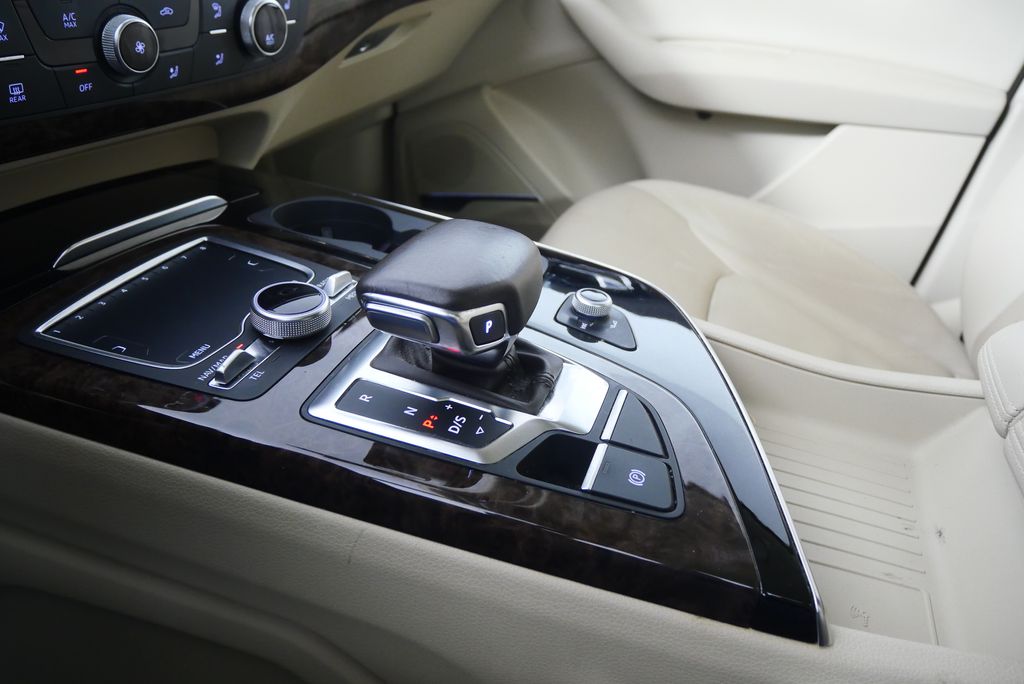 Thumbnail: 2018 Audi Q7 - 26