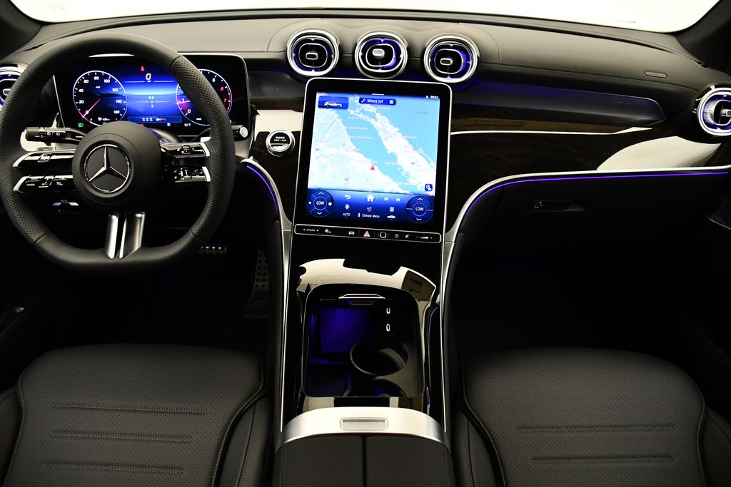 Thumbnail: 2025 Mercedes-Benz GLC - 19