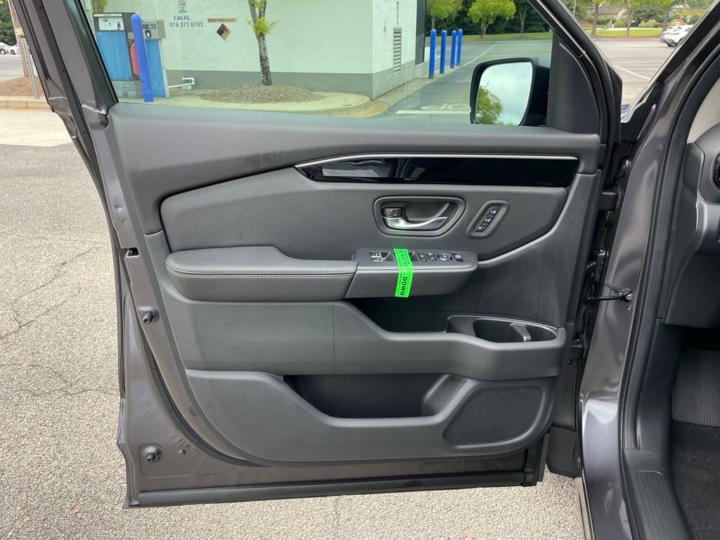 Thumbnail: 2026 Honda Pilot - 23