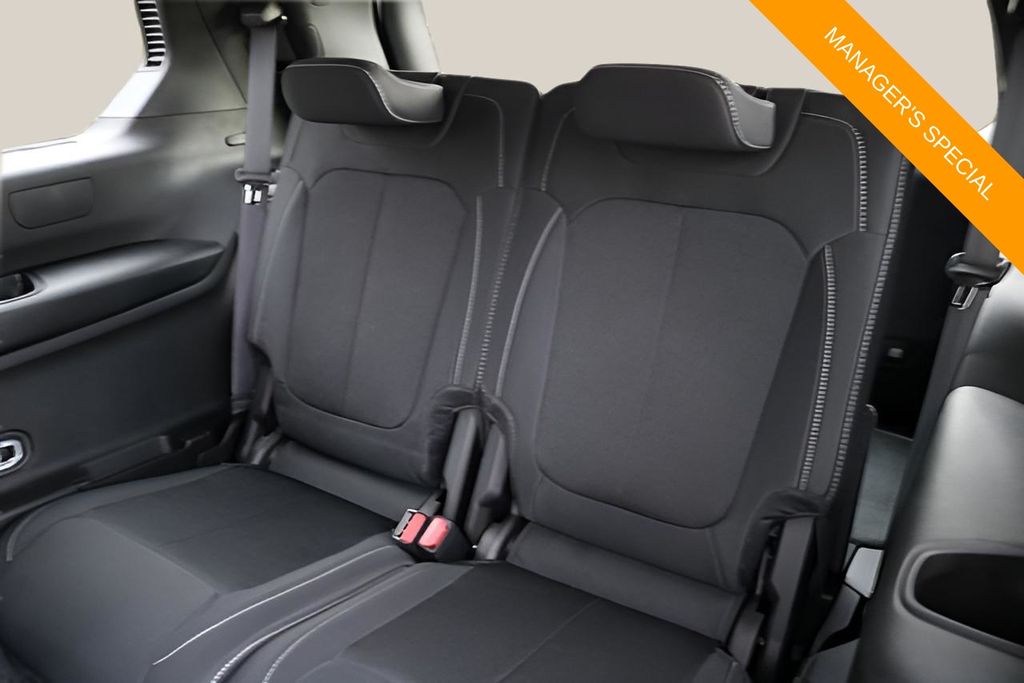 New Car 2025 Jeep Grand Cherokee L  Laredo X For Sale Under $40,000 In Austin, Texas