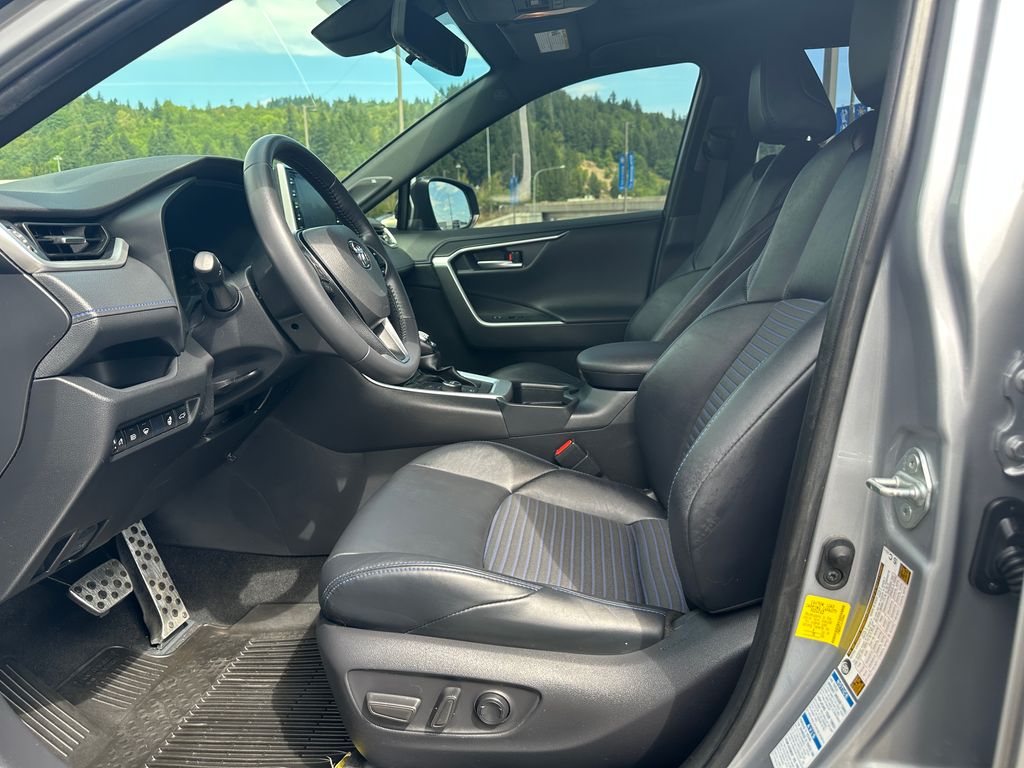 2020 Toyota RAV4 Hybrid XSE