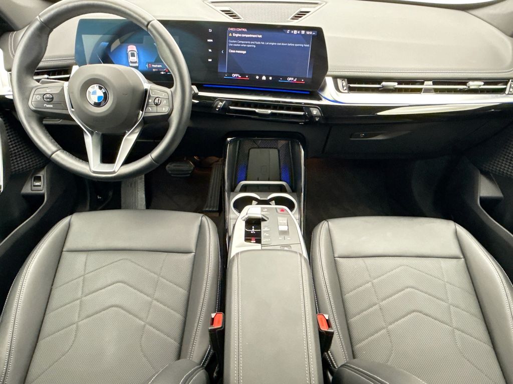 Thumbnail: 2025 BMW X1 - 13