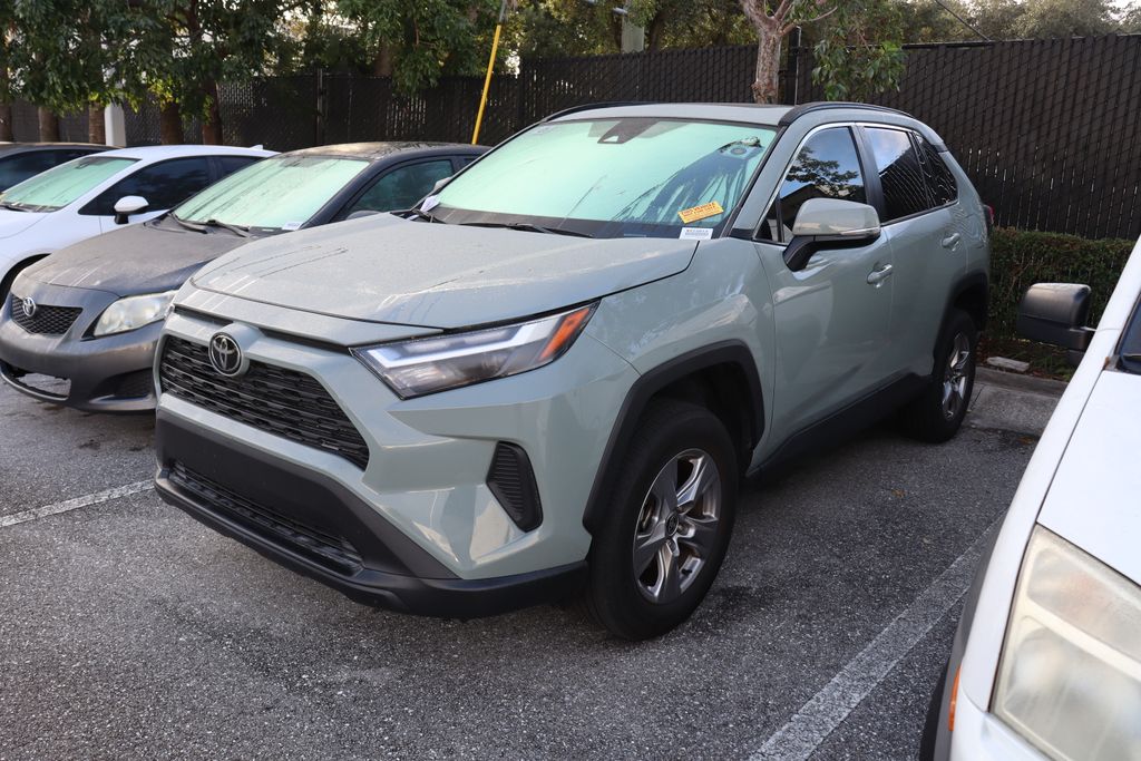 2022 Toyota RAV4 XLE -
                West Palm Beach, FL