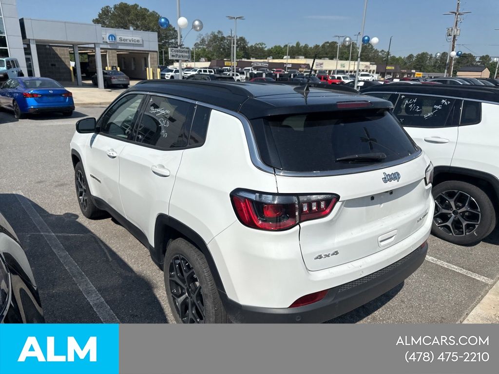 Used 2025 White Jeep Limited image 12