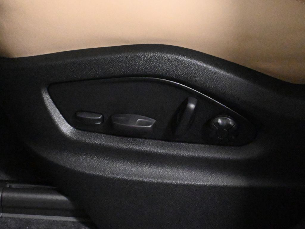 Thumbnail: 2026 Porsche  - 31