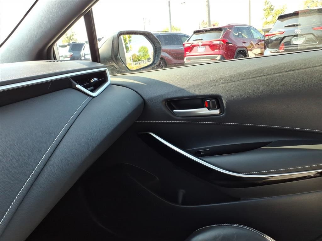 2021 Toyota Corolla XSE photo 21