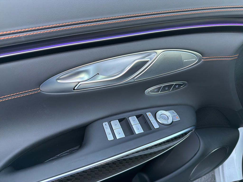 Thumbnail: 2026 Genesis GV70 - 28