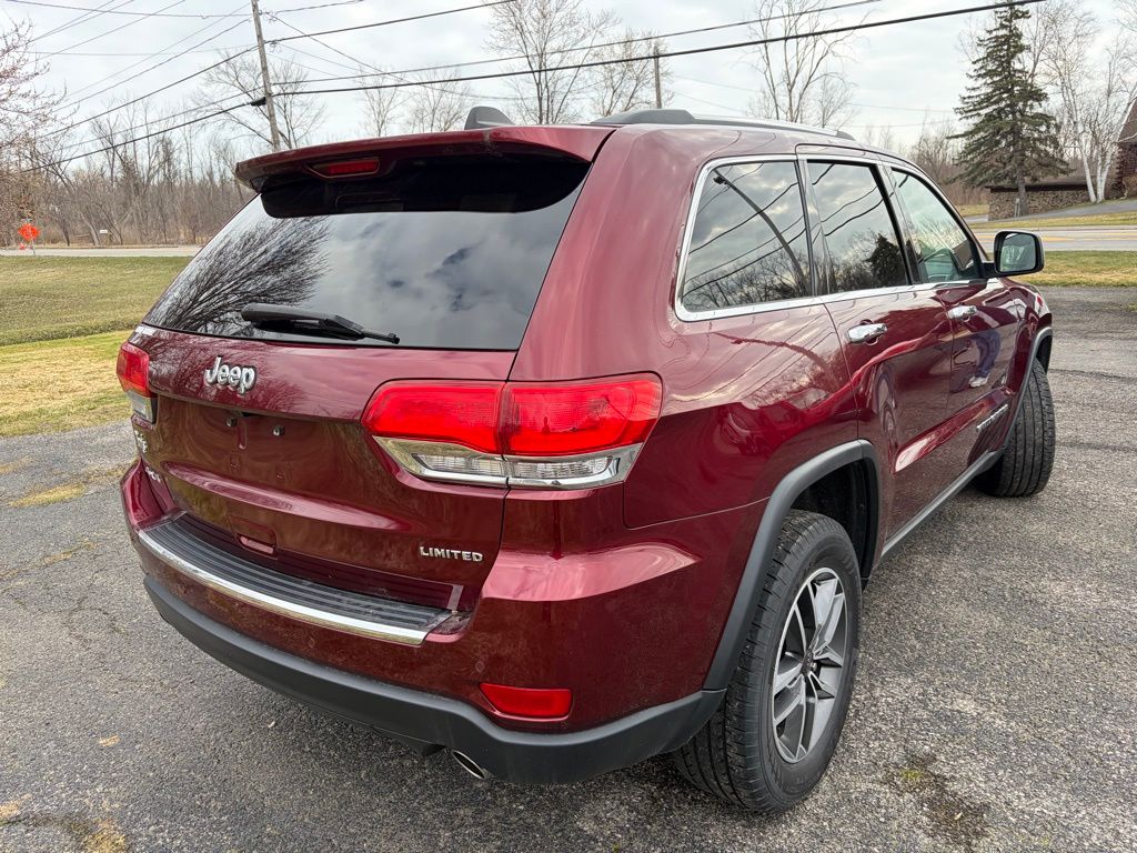 Used 2019 Red Jeep Limited image 2