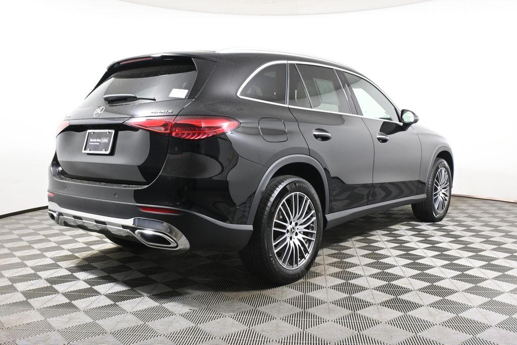 Thumbnail: 2024 Mercedes-Benz GLC - 7