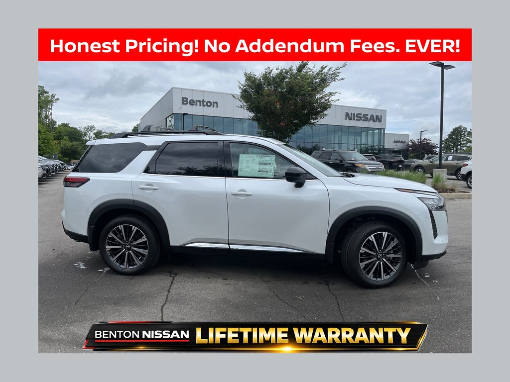 Everest White Pearl Tricoat 2026 Nissan Pathfinder SUV / Crossover Front-Wheel Drive 9-Speed Automatic