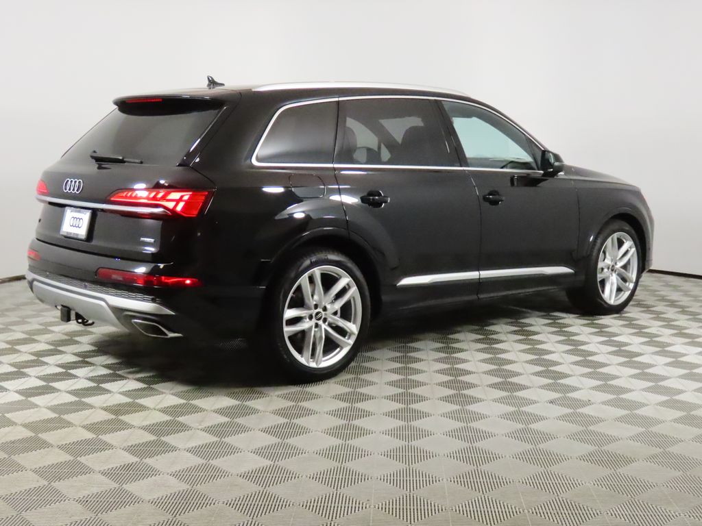 Thumbnail: 2025 Audi Q7 - 5