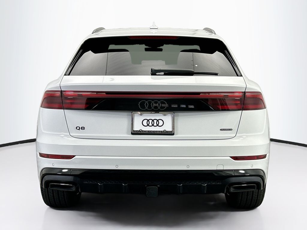 Thumbnail: 2026 Audi Q8 - 6