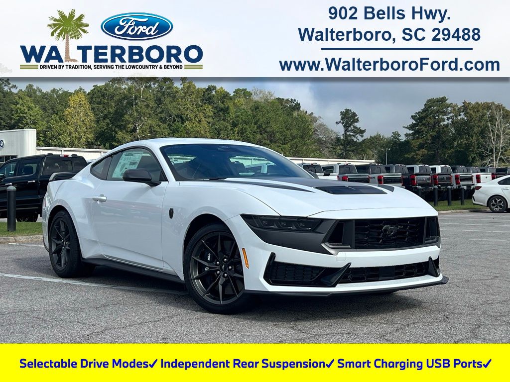 2025 Ford Mustang Dark Horse - 0