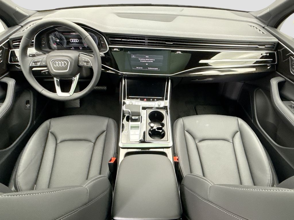 Thumbnail: 2026 Audi Q7 - 14