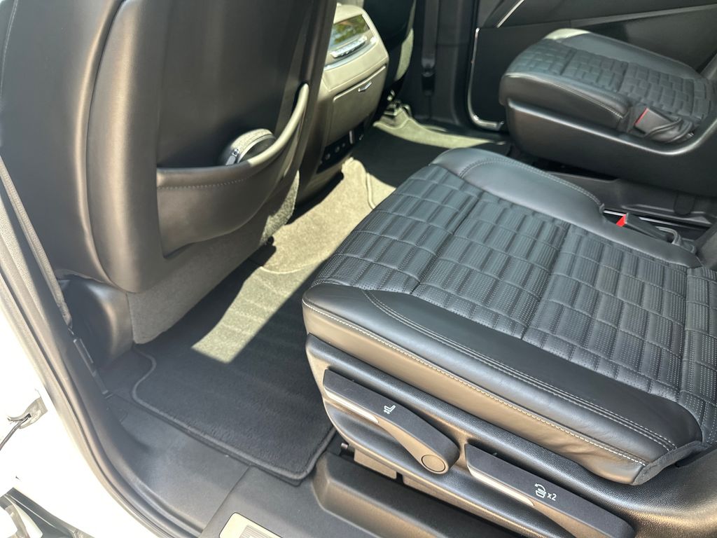 Used Car 2023 Cadillac Escalade  Sport Platinum For Sale Under $90,000 In Austin, Texas