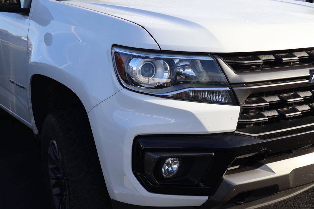 Thumbnail: 2021 Chevrolet Colorado - 4