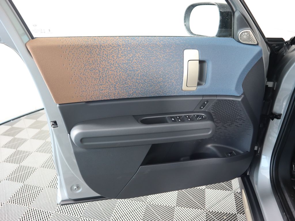 2025 MINI Cooper Countryman Iconic 27