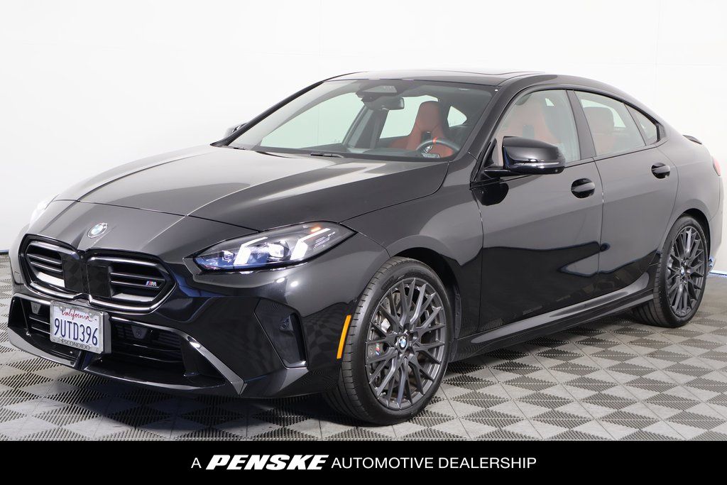 Thumbnail: 2025 BMW 2 Series - 1