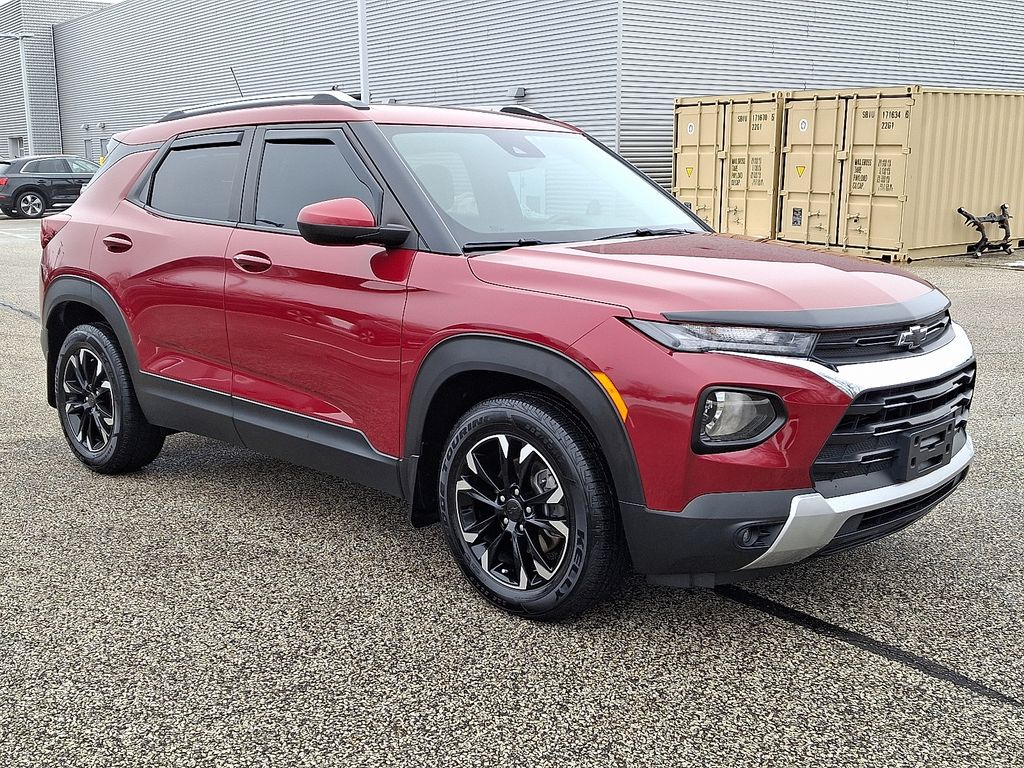 Thumbnail: 2021 Chevrolet TrailBlazer - 3