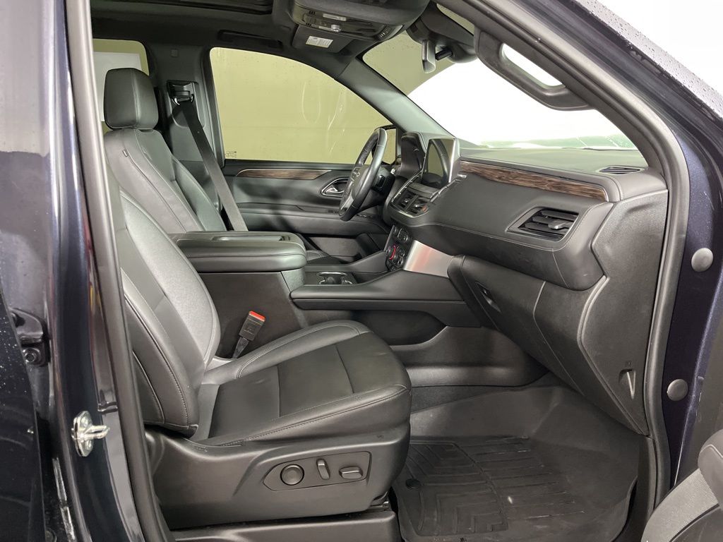 Thumbnail: 2023 Chevrolet Tahoe - 7