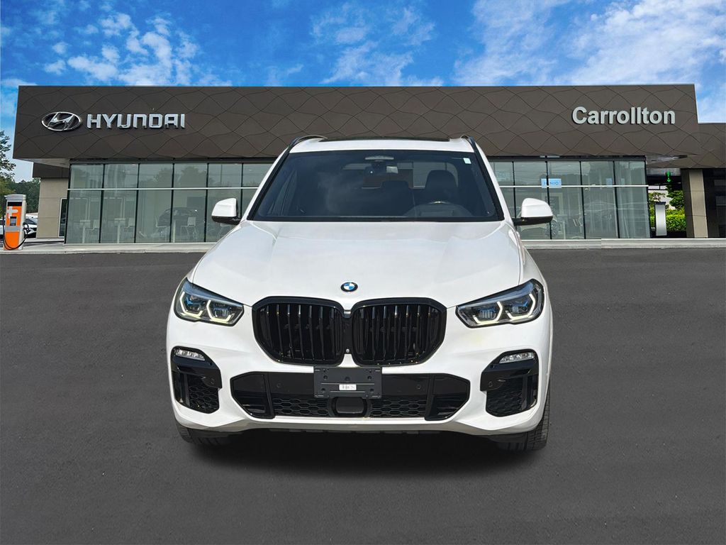 Used 2020 White BMW xDrive40i image 2