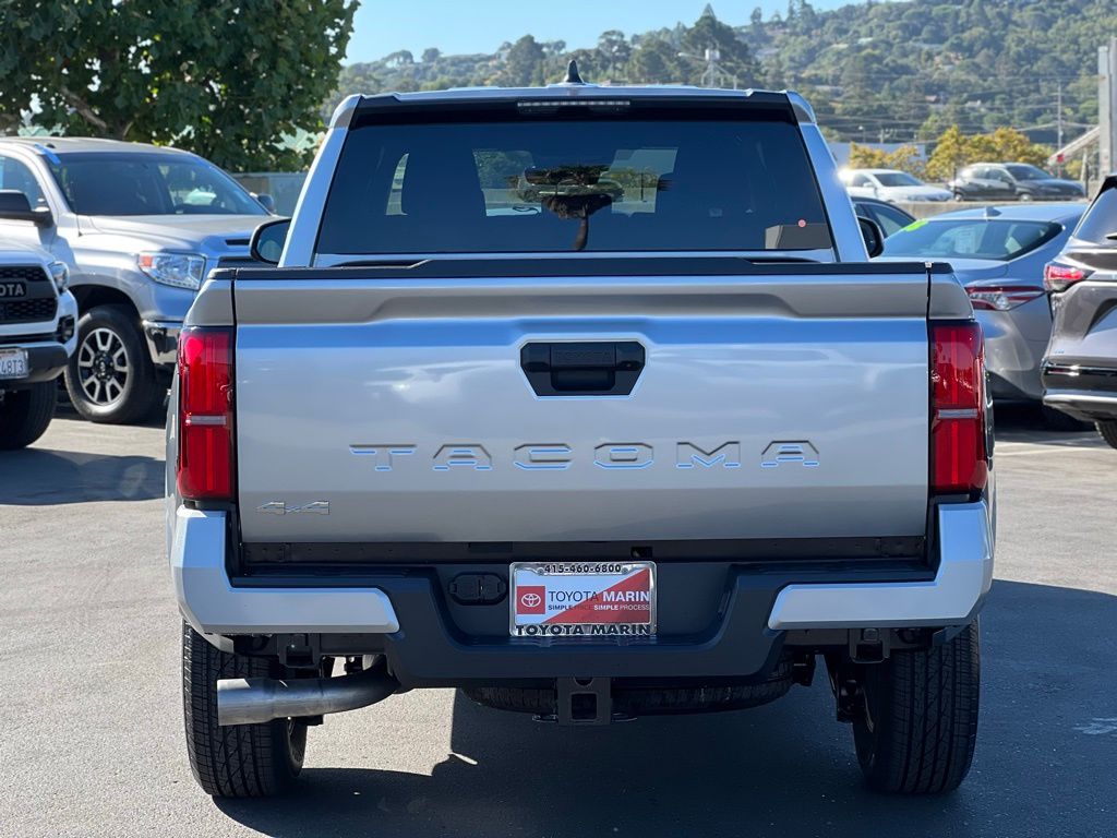 2025 Toyota Tacoma SR5 Double Cab photo 8