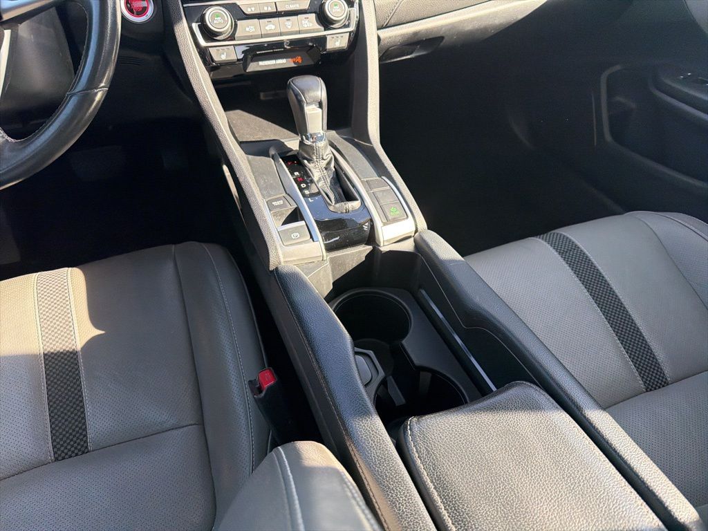 Thumbnail: 2019 Honda Civic - 17