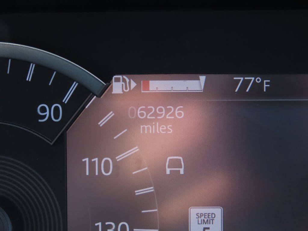 Thumbnail: 2021 Land Rover Discovery Sport - 20