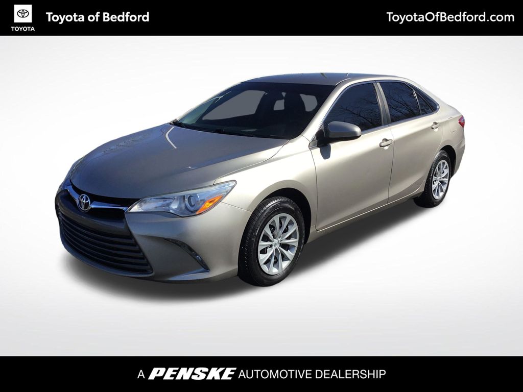 2017 Toyota Camry LE -
                  Bedford, OH