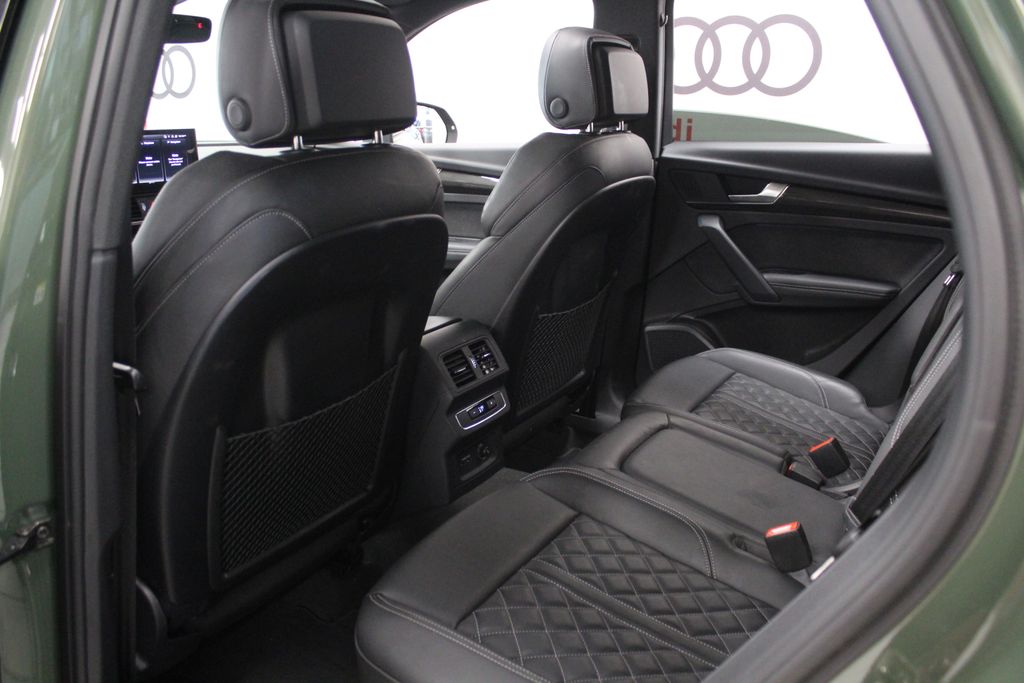 Thumbnail: 2023 Audi SQ5 - 29