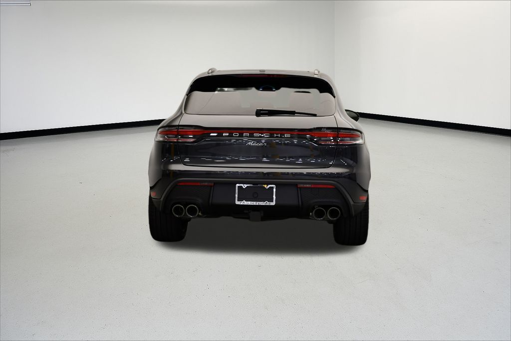 Thumbnail: 2026 Porsche Macan - 6