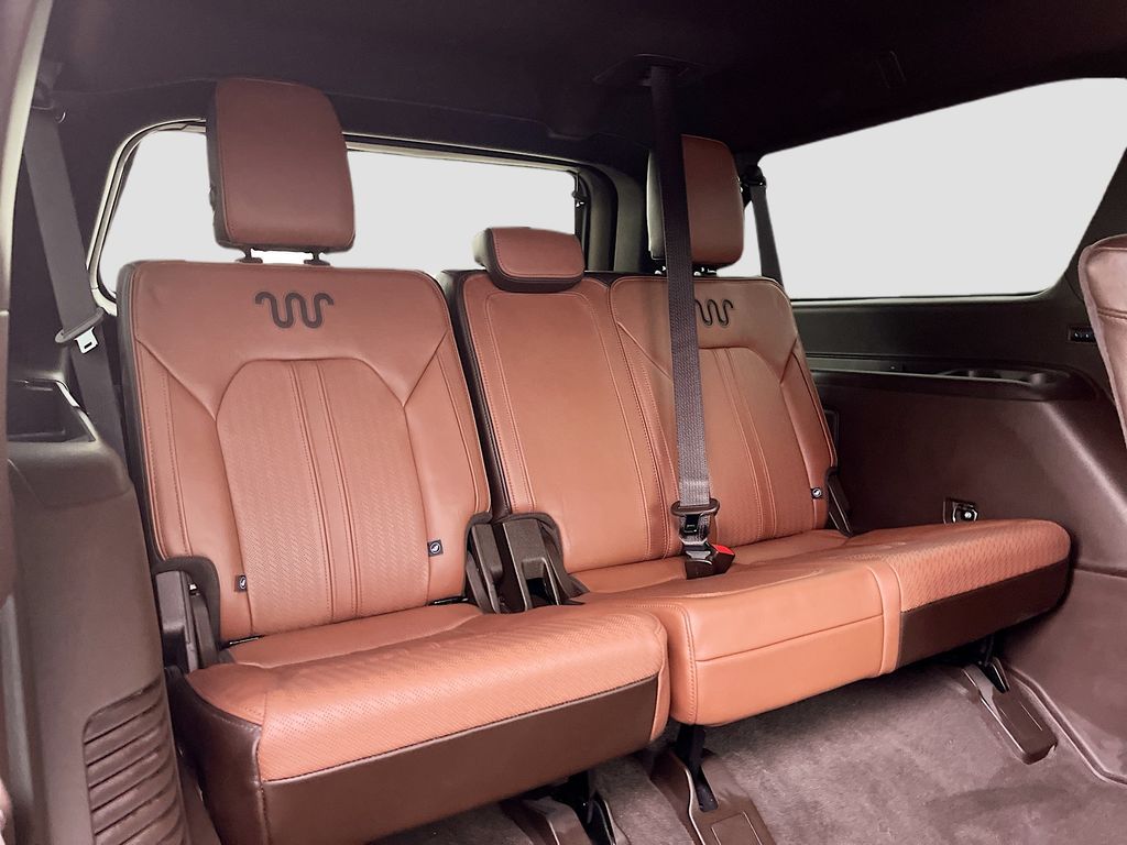 Used 2023 Red Ford King Ranch image 29