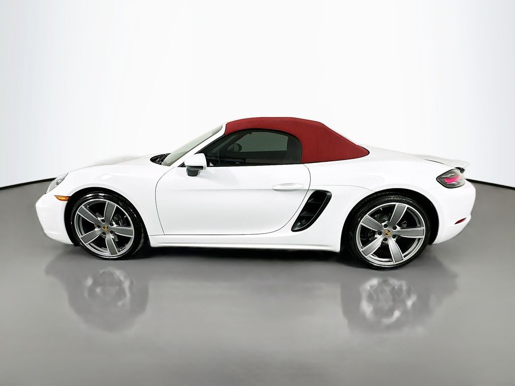 Thumbnail: 2022 Porsche 718 Boxster - 8