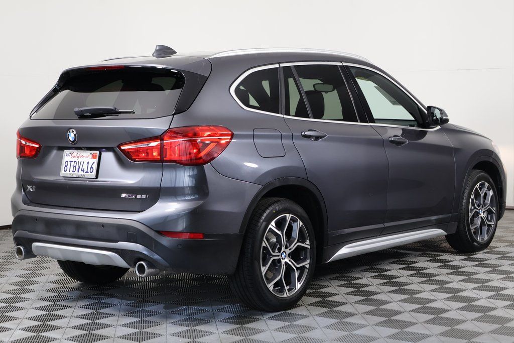 Thumbnail: 2021 BMW X1 - 4