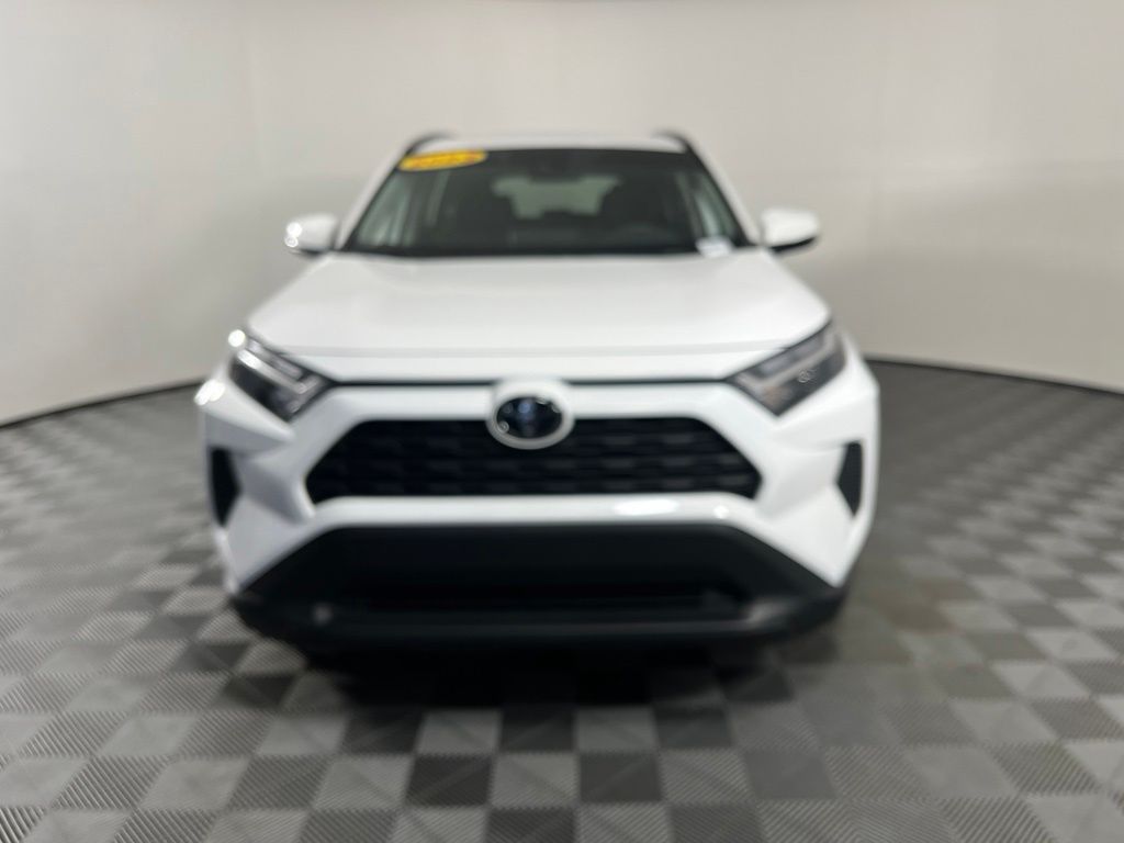 Thumbnail: 2023 Toyota RAV4 - 7