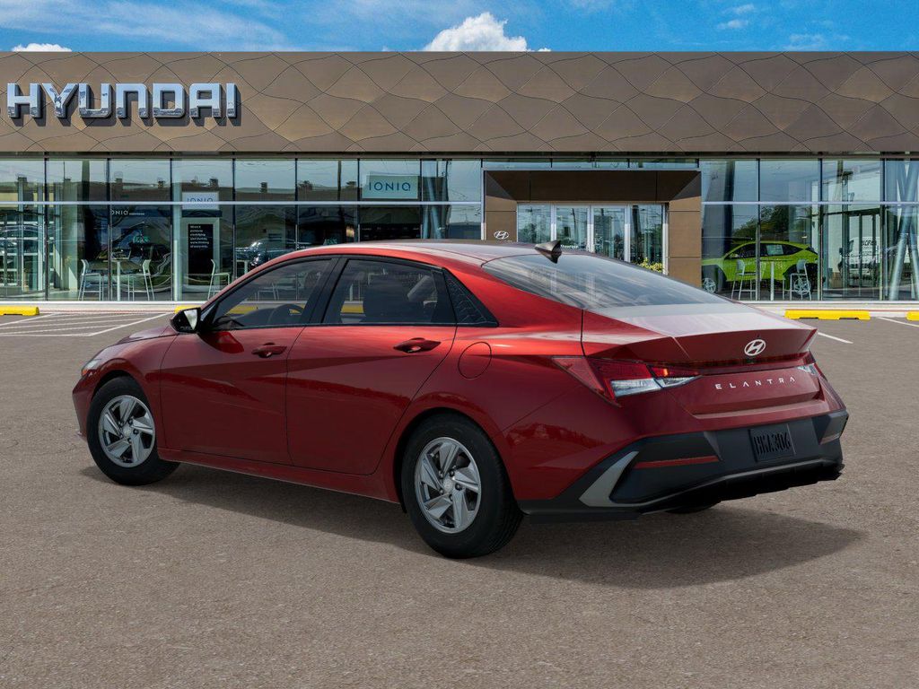 2025 Hyundai Elantra SE 5