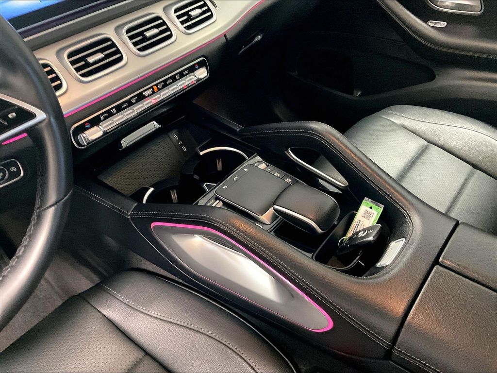 2025 Mercedes-Benz GLE — photo 20