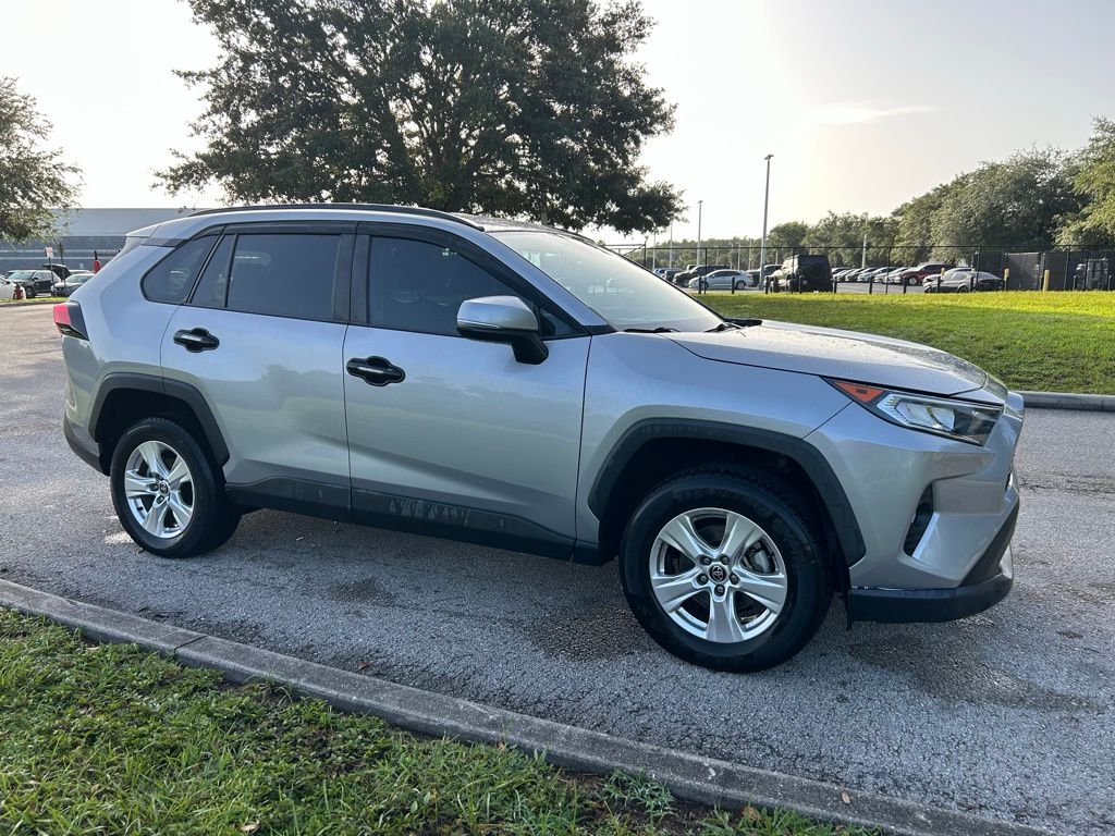Thumbnail: 2021 Toyota RAV4 - 7
