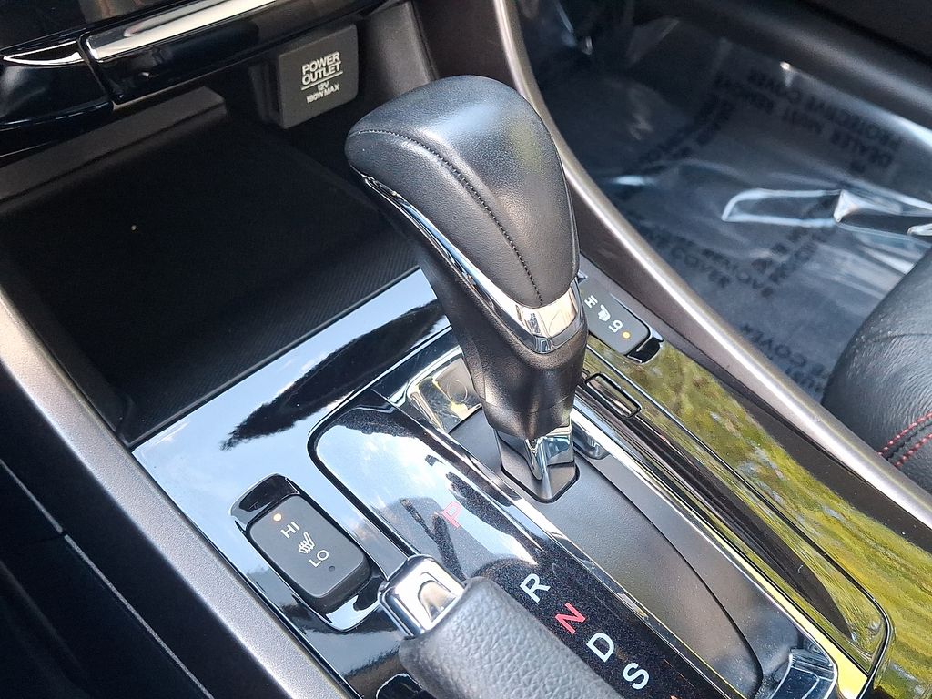 Thumbnail: 2017 Honda Accord - 14