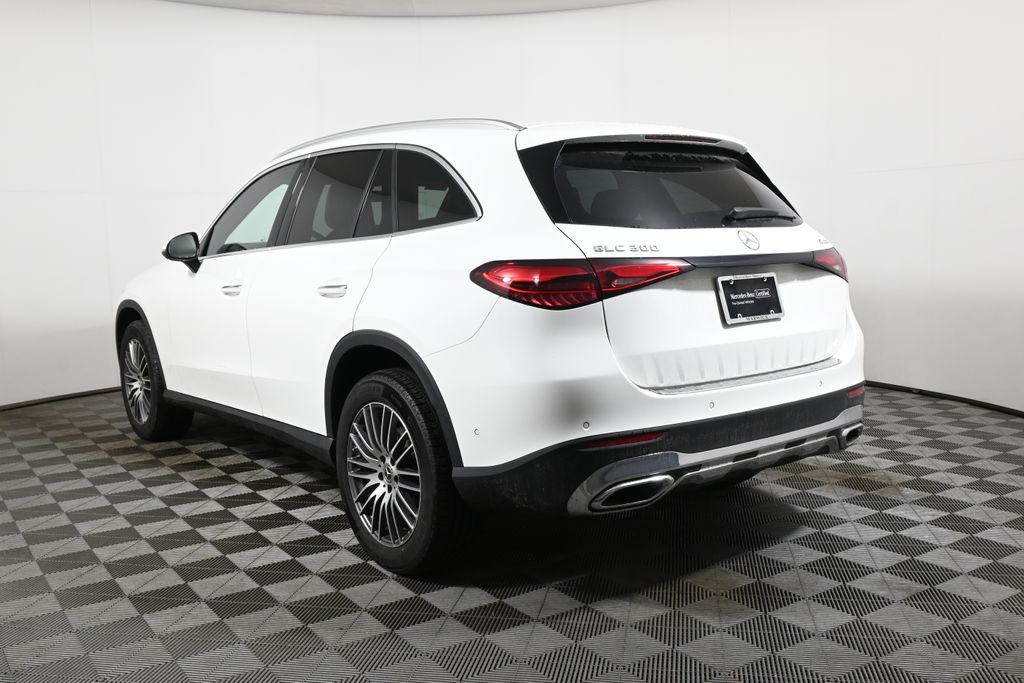 Thumbnail: 2026 Mercedes-Benz GLC - 5