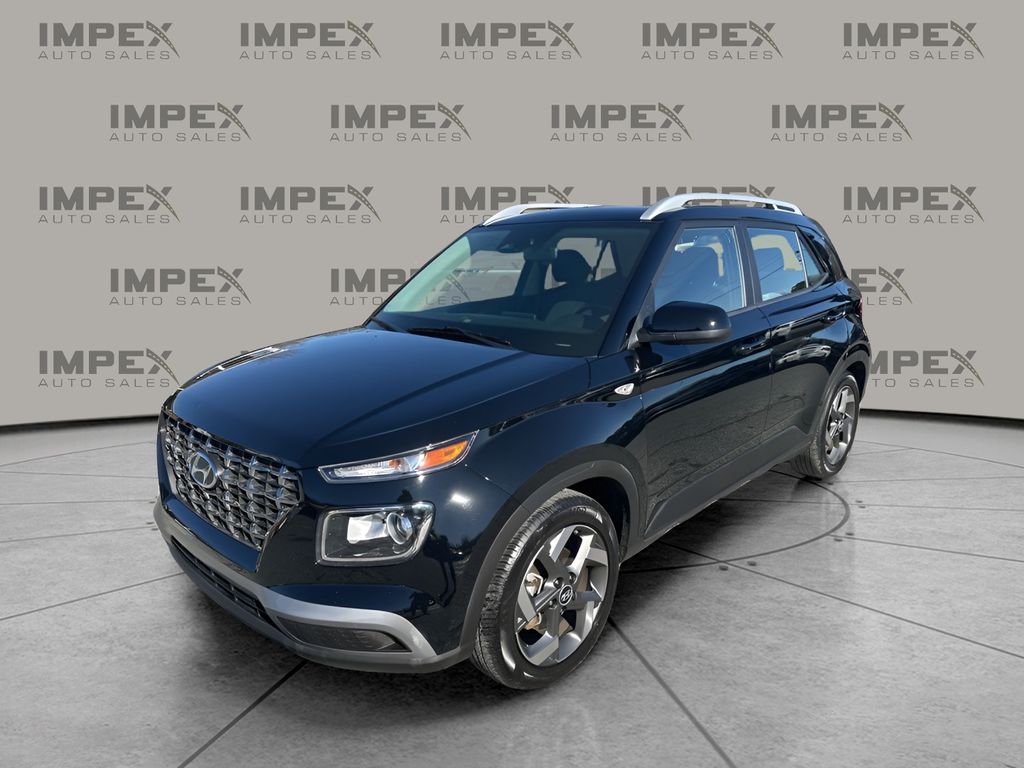 2024 Hyundai Venue SEL's photo