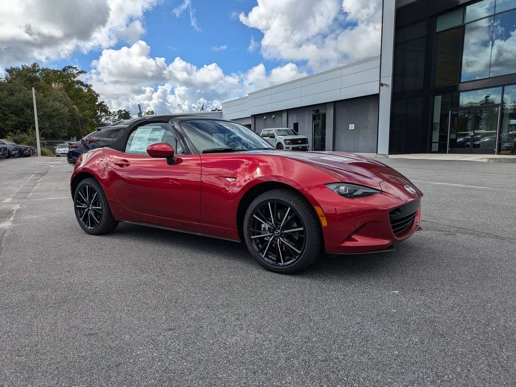 2026 Mazda MX-5 Miata Grand Touring