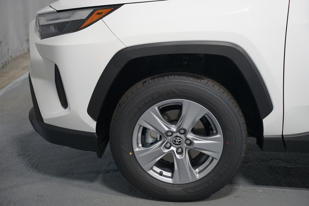 Thumbnail: 2025 Toyota RAV4 - 5