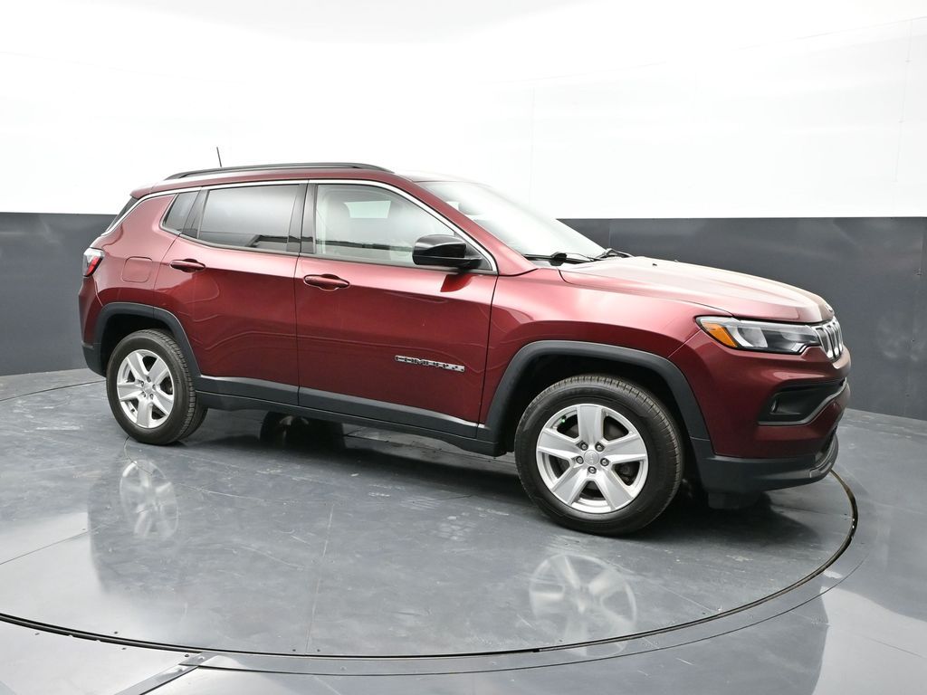 2022 Jeep Compass Latitude 4WD