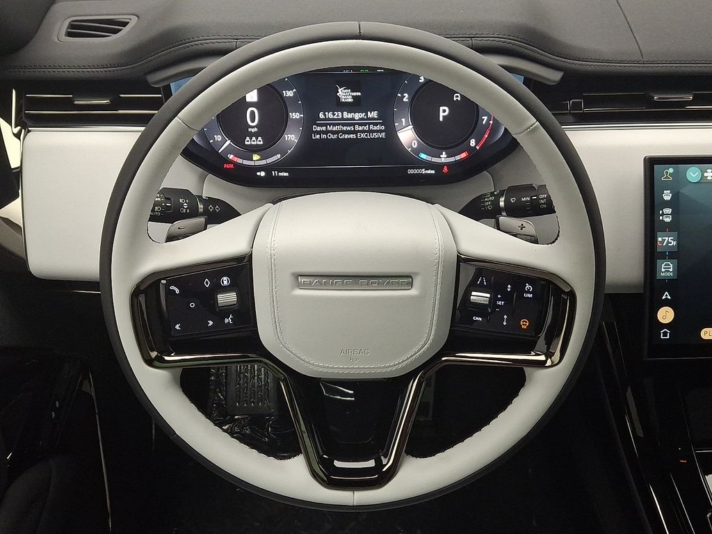 Thumbnail: 2026 Land Rover Range Rover Sport - 17